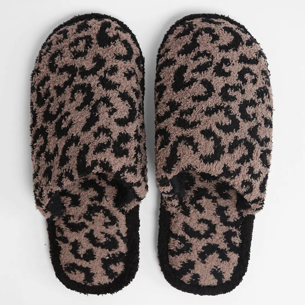 Fuzzy Leopard Slipper - Coffee